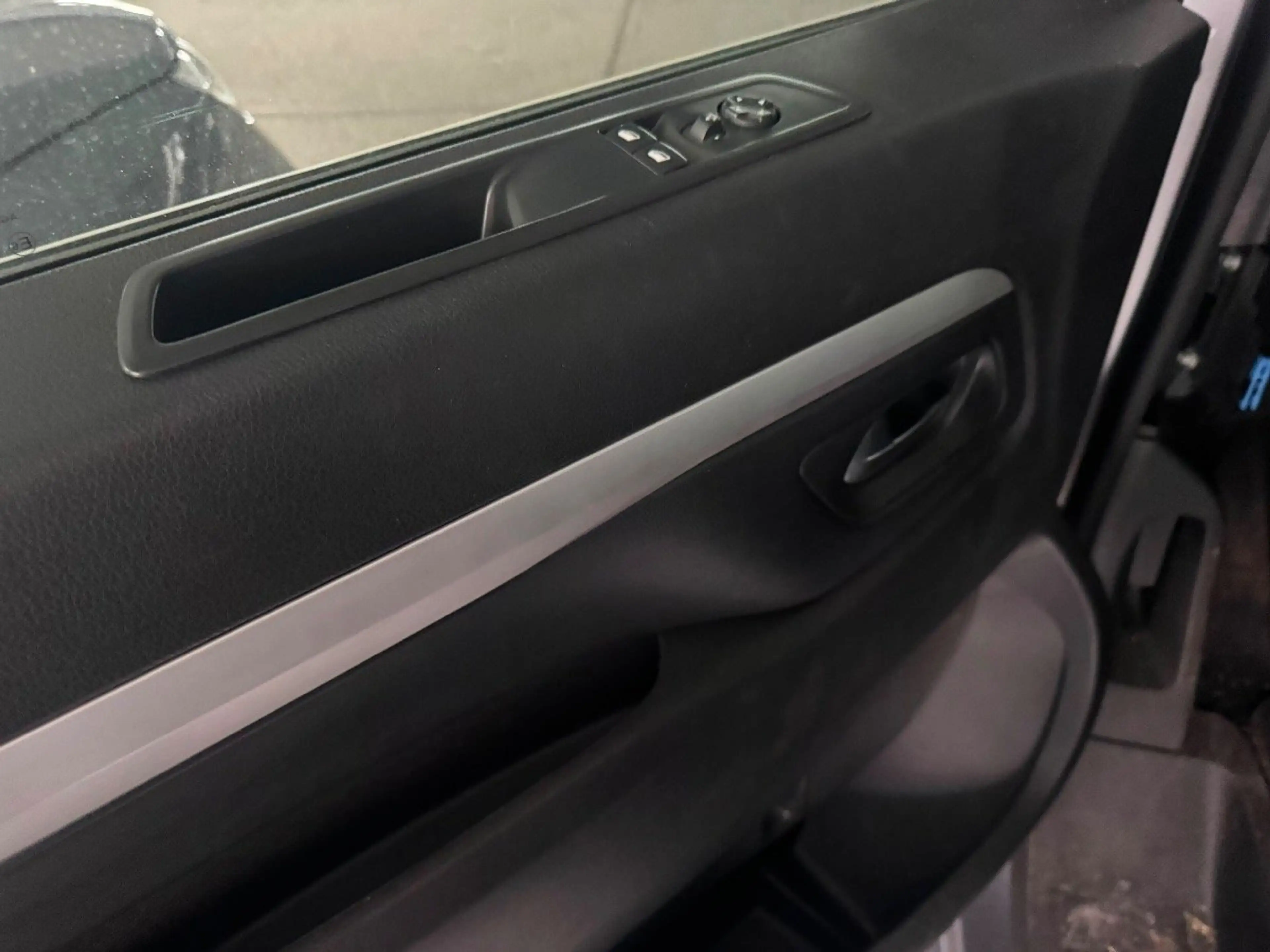 Opel Zafira Life 2.0 D L (L3) Innovation AHK+Navi+SD — photo 9