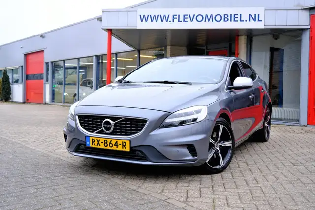Volvo V40 2.0 T4 190pk Business Sport Pano|Leder|Navi|Cam|LM