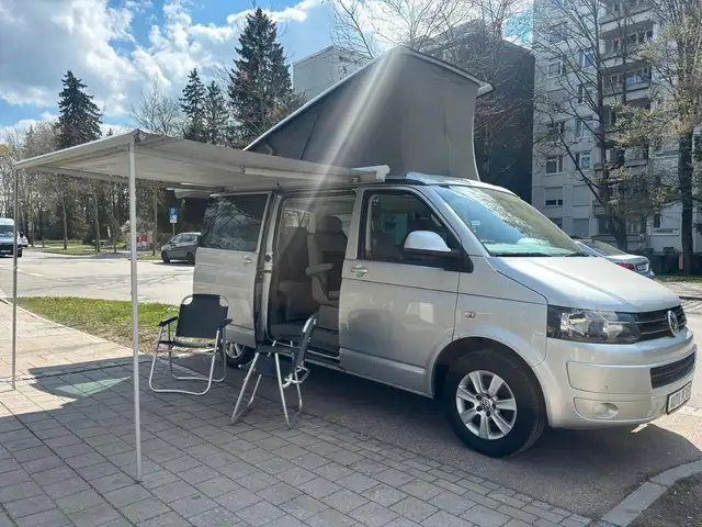 Volkswagen T5 California Beach Aufstelldach *TÜV*AHK*PDC*