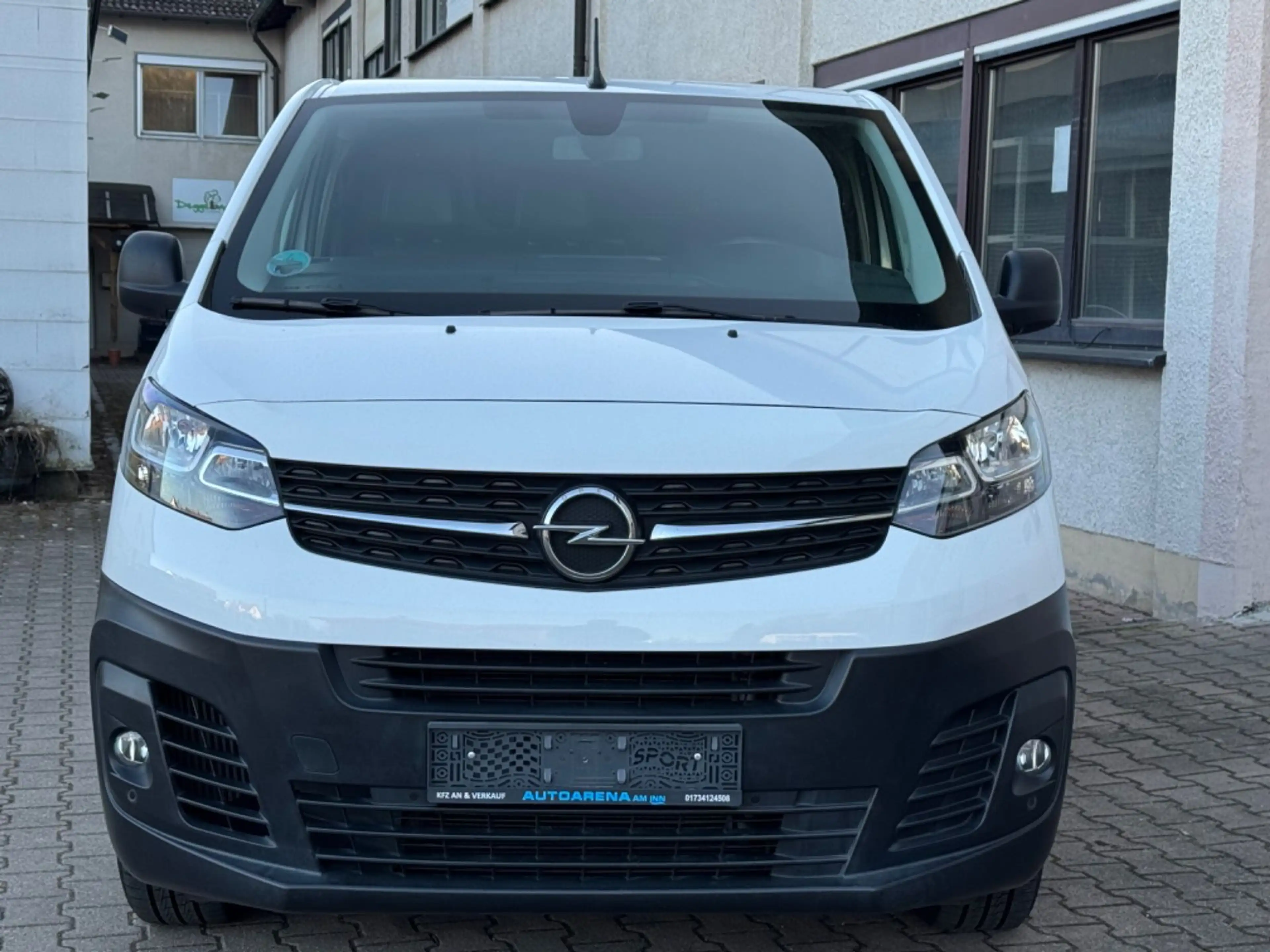 Opel Vivaro 2.0 CDTI ANDROID TEMPOMAT NAVI 1. HAND — photo 13