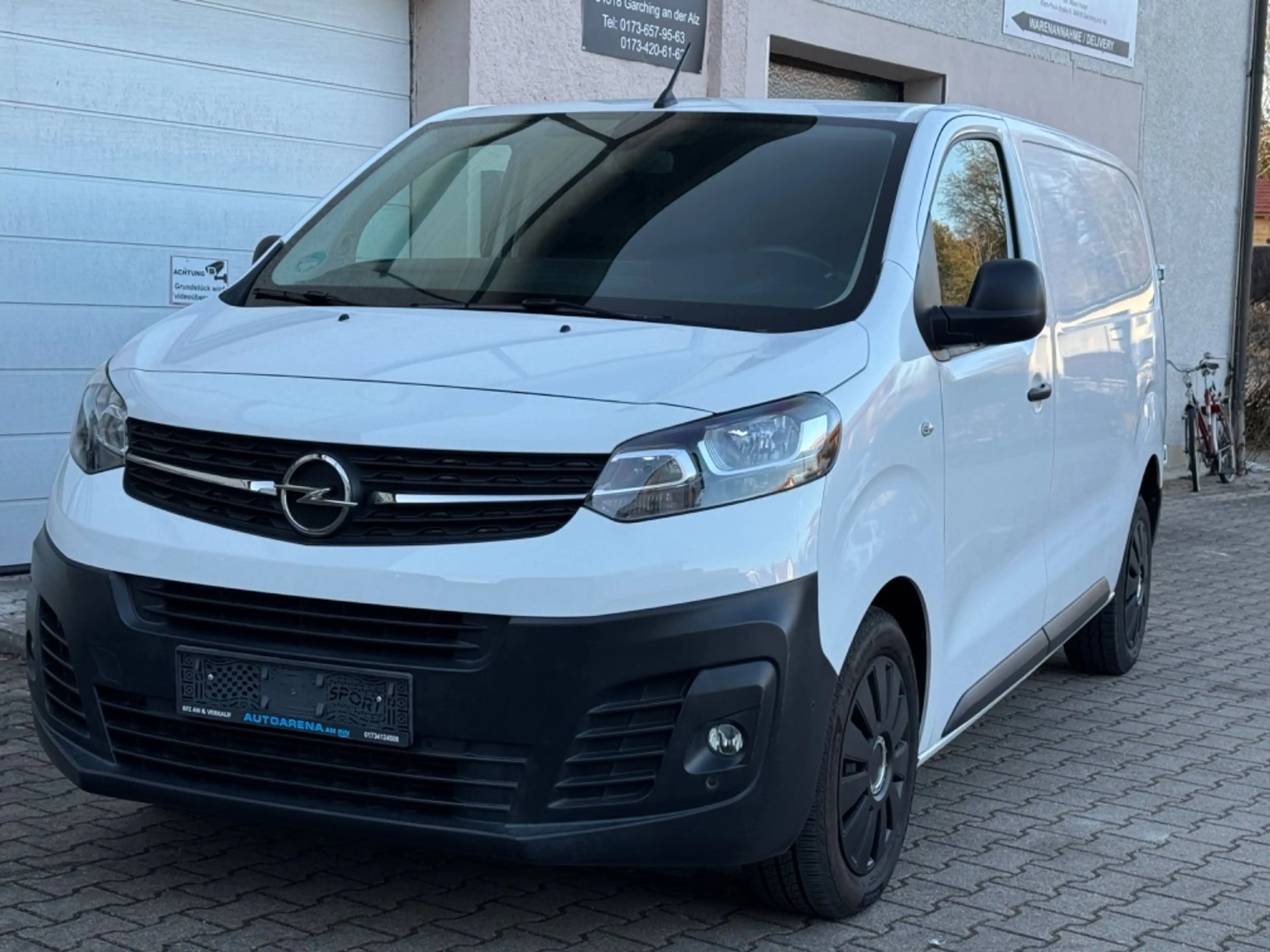 Opel Vivaro 2.0 CDTI ANDROID TEMPOMAT NAVI 1. HAND — photo 2