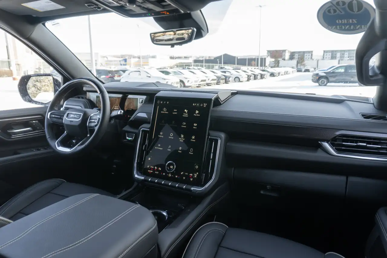 GMC Yukon снимка GMC Yukon