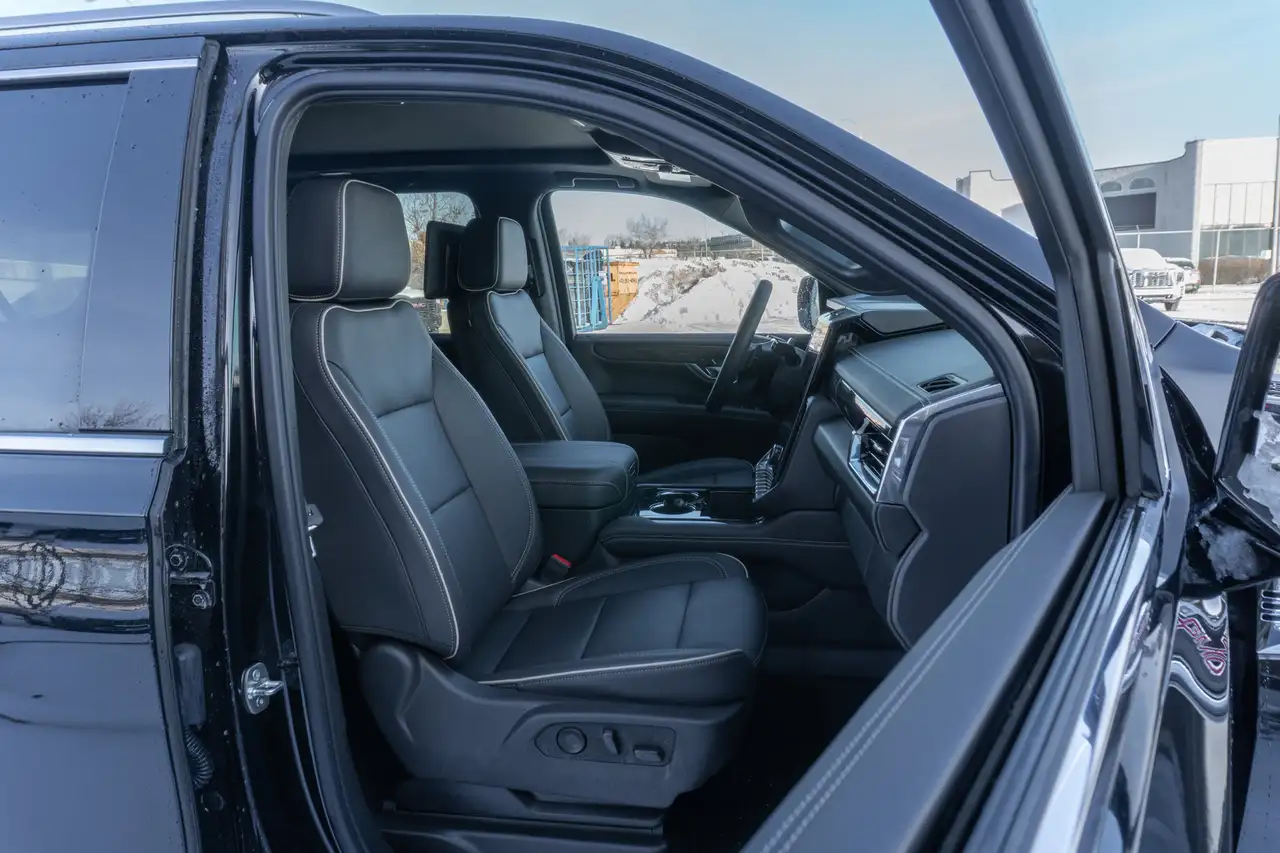 GMC Yukon снимка GMC Yukon