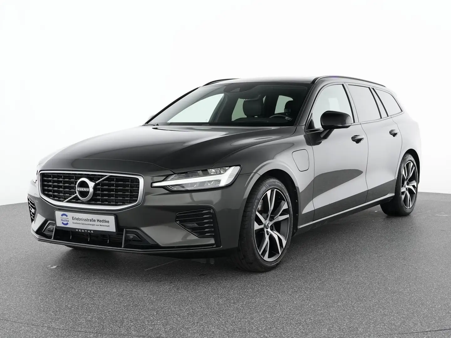 Volvo V60 T6 TWIN Engine AWD R-Design 18"+AHK+PANO+HUD Grau - 1