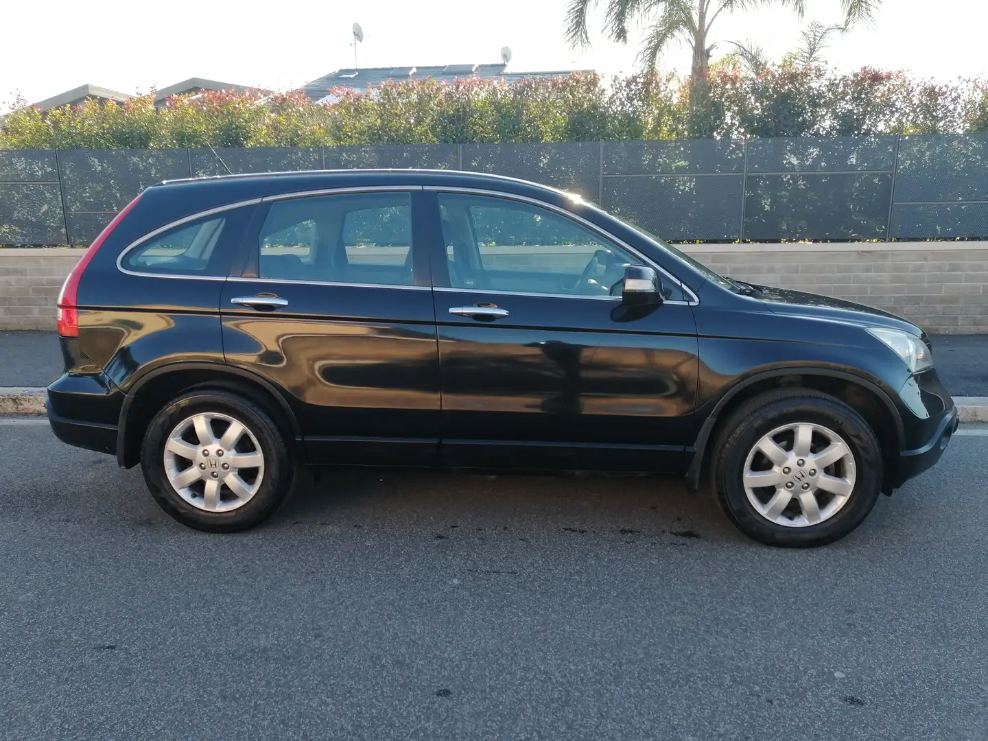 Honda CR-V CR-V III 2007 2.2 ctdi Executive dpf Schwarz - 1