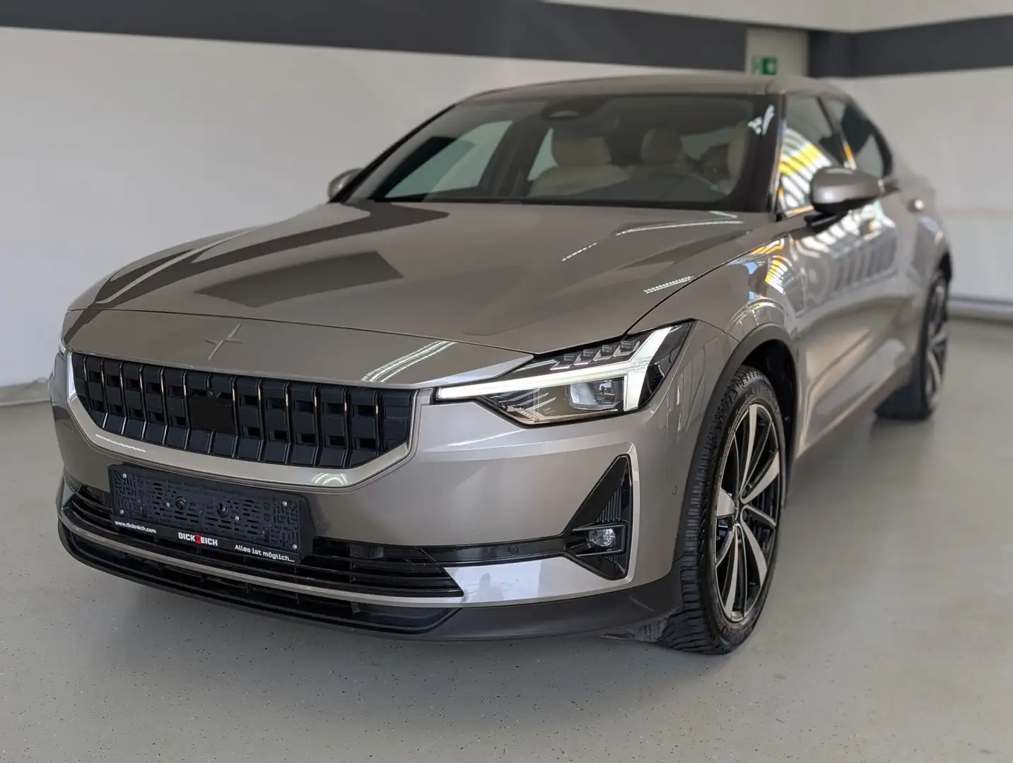 Polestar 2 Std Range PILOT PLUS PANO ACC PIXEL H&K 360° Grau - 1