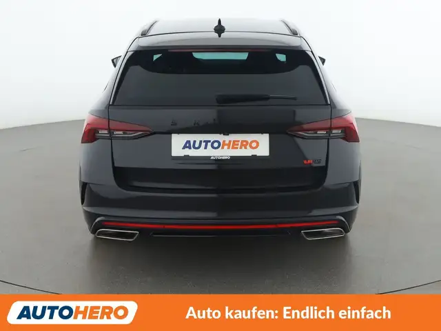 Skoda Octavia view 5