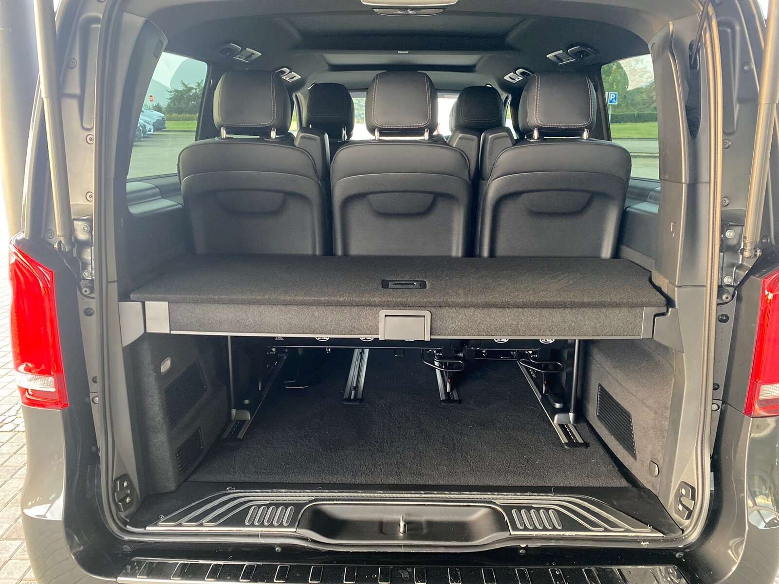 Mercedes-Benz EQV 300