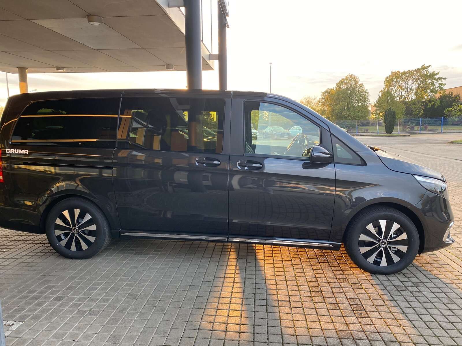 Mercedes-Benz EQV 300