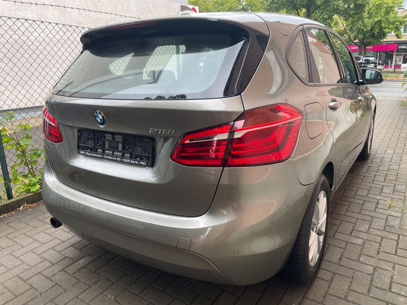 BMW 218 i Active Tourer Navi,PDC TÜV 5/27!!! — photo 7