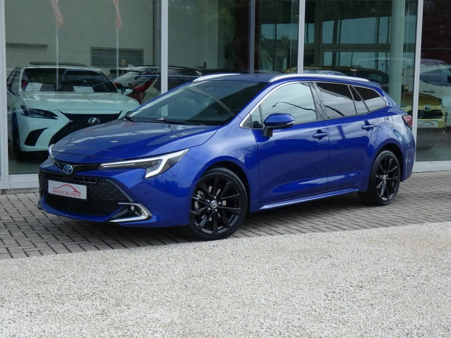 Toyota Corolla 2.0 Hybrid Premium 196pk FACELIFT +Sportzetels Bleu - 1