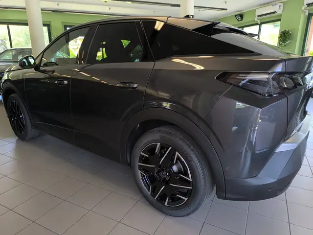 Peugeot 3008 view 7