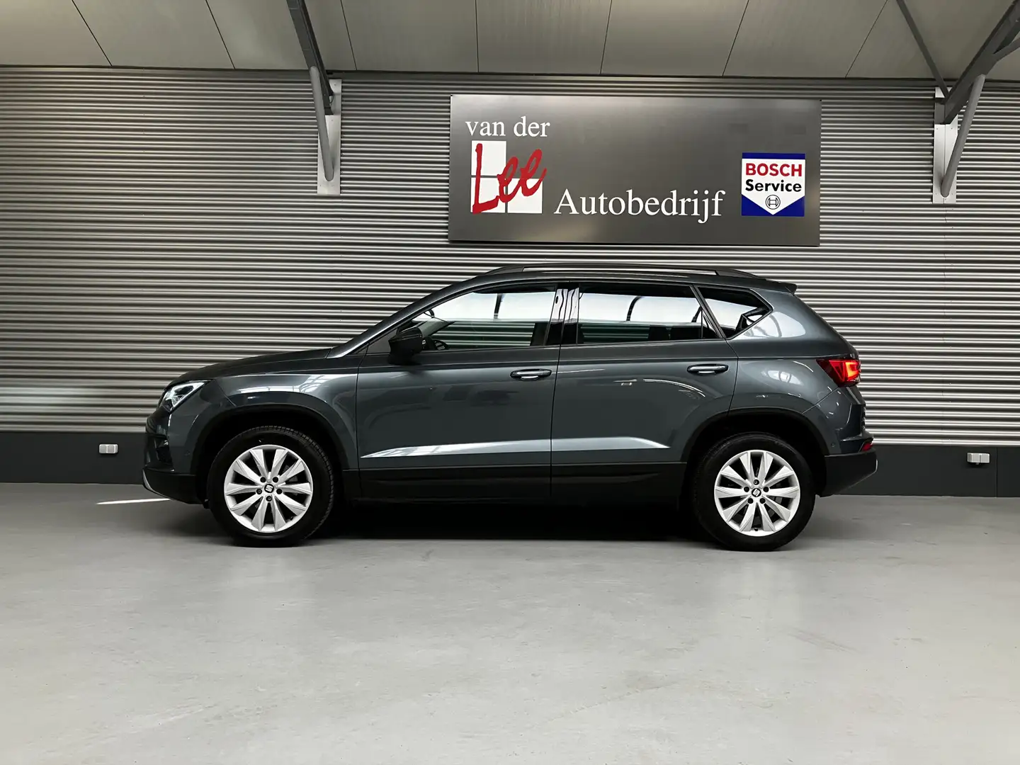 SEAT Ateca 1.0 EcoTSI STYLE/LED/PDC/CAM/ELEK A KLEP/ENZ Grigio - 2