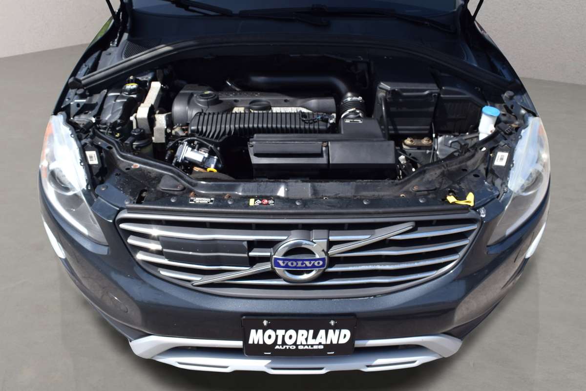 2016 Volvo XC60 T5 Special Edition Premier thumb 19