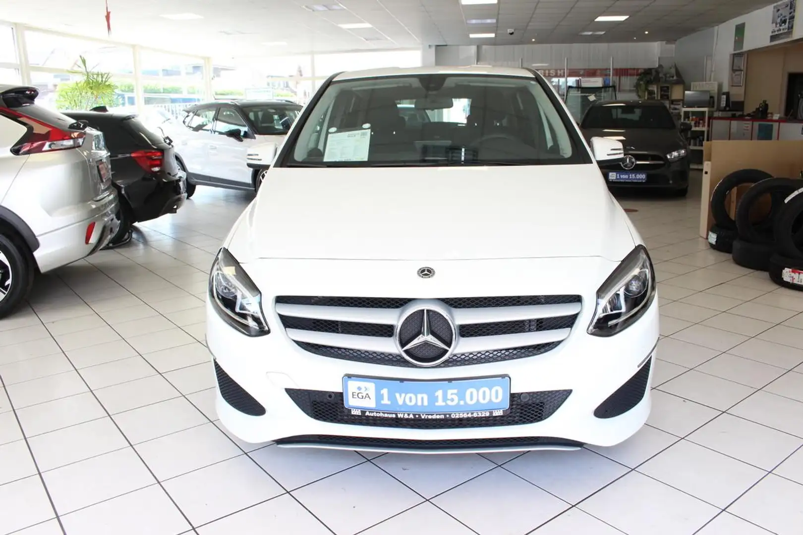 Mercedes-Benz B 200 LED.NAVI.Automatik.Allwetterreifen Blanc - 2