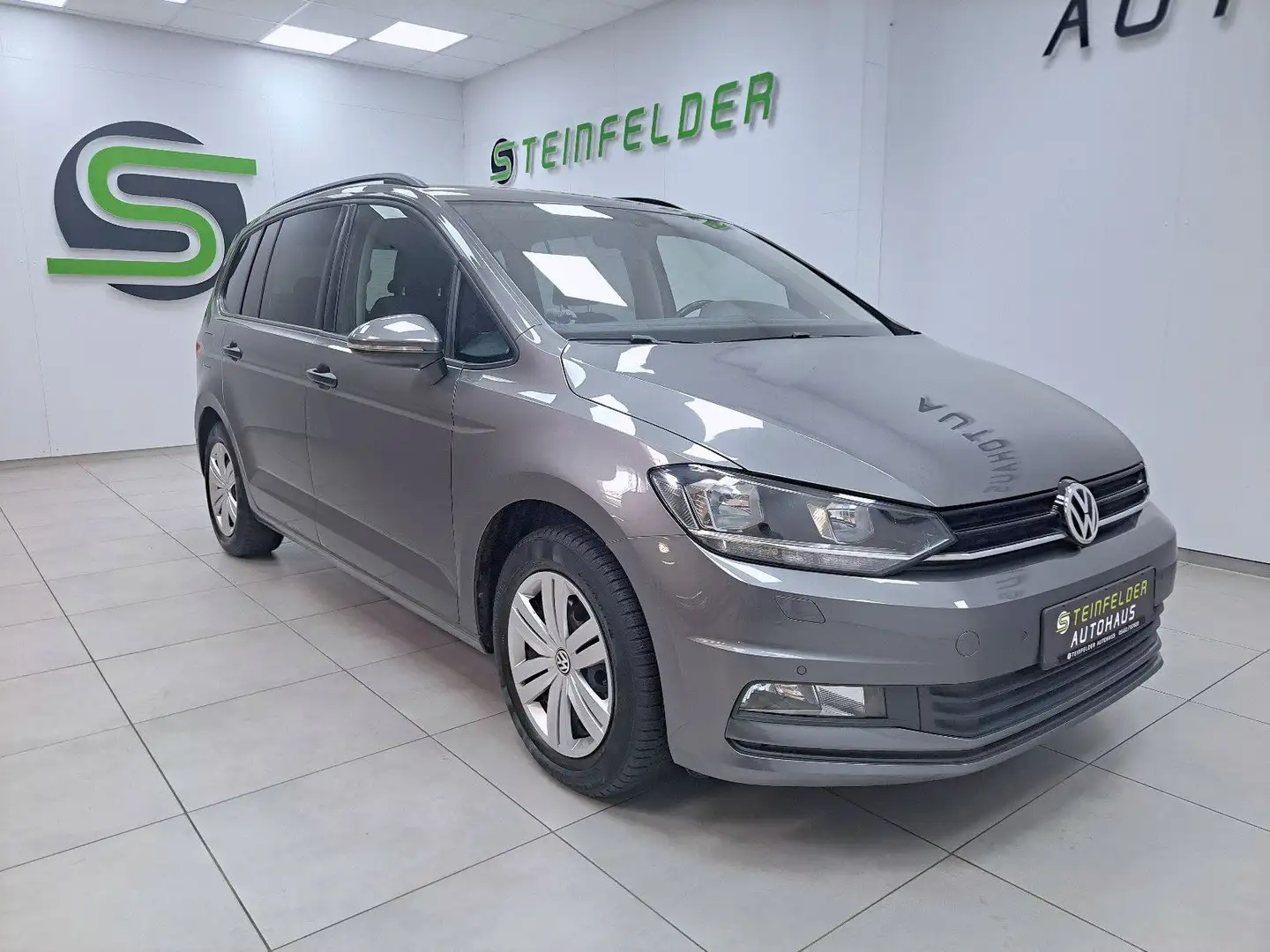 Volkswagen Touran 1.6 TDI  / 7 SITZER / NAVI / SHZ Сірий - 1