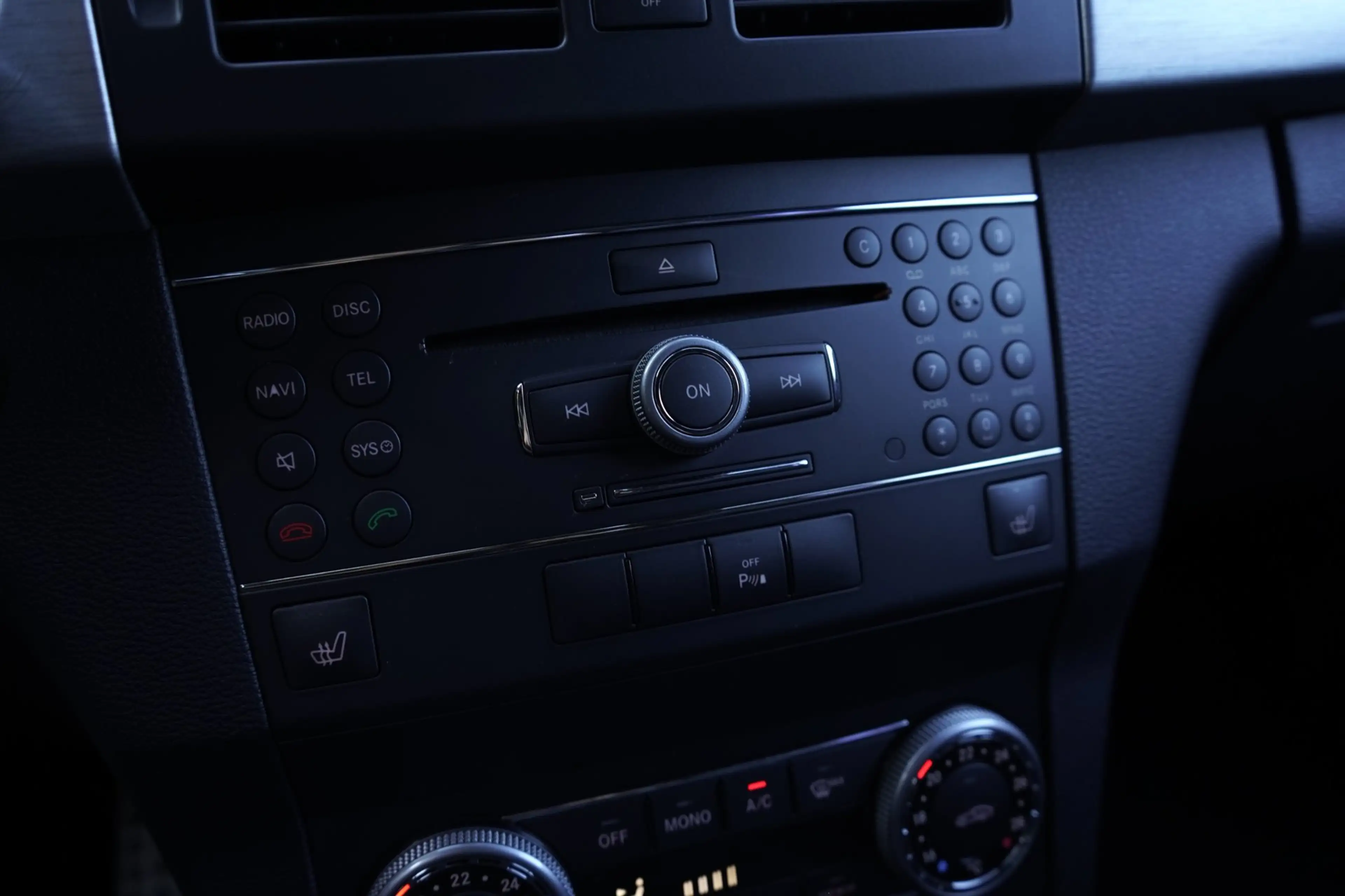 Mercedes-Benz GLK 350 4-Matic 272pk, Leder, Trekhaak — photo 8