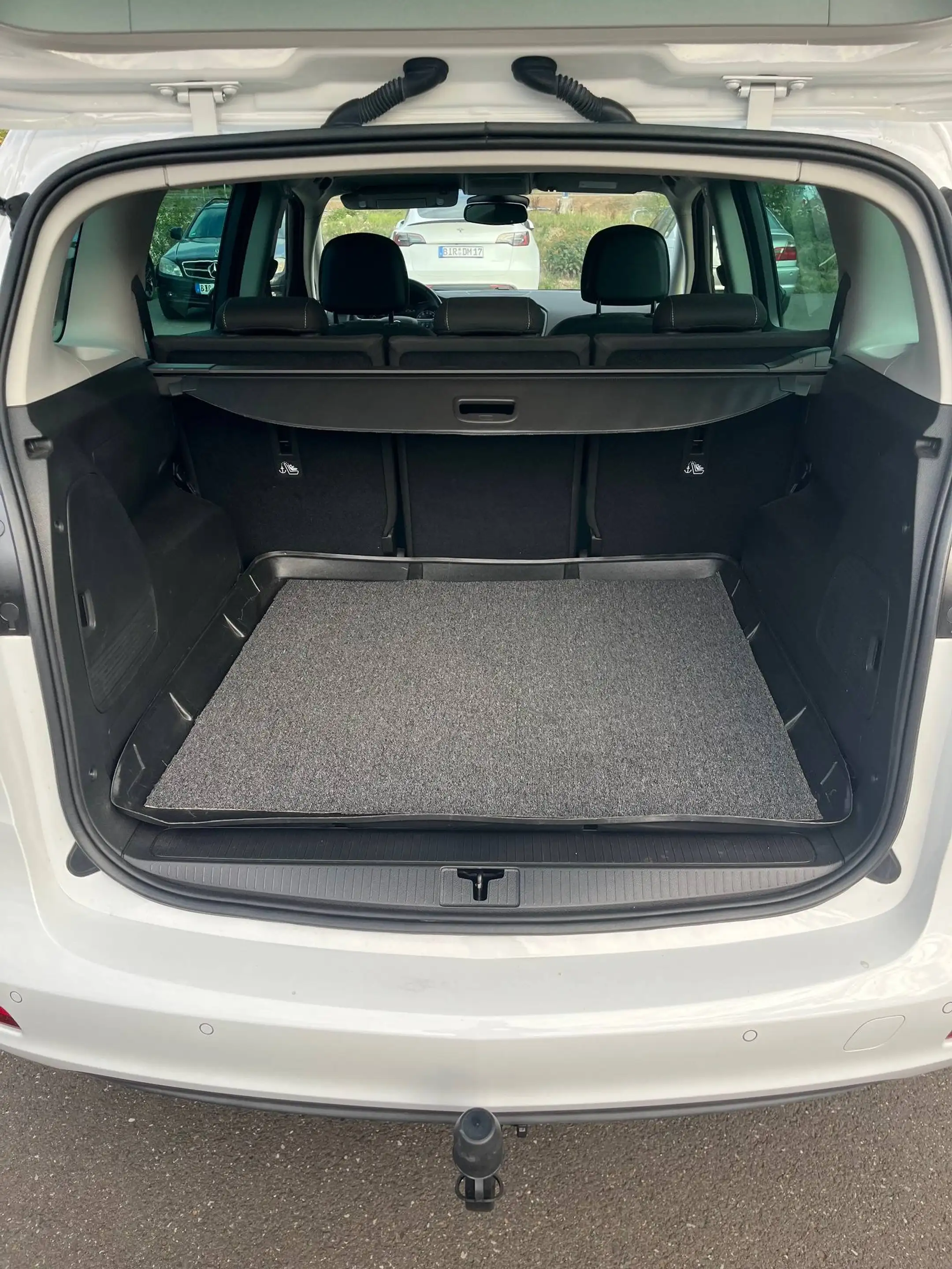 Opel Zafira Innovation AUTOMATIK — photo 8