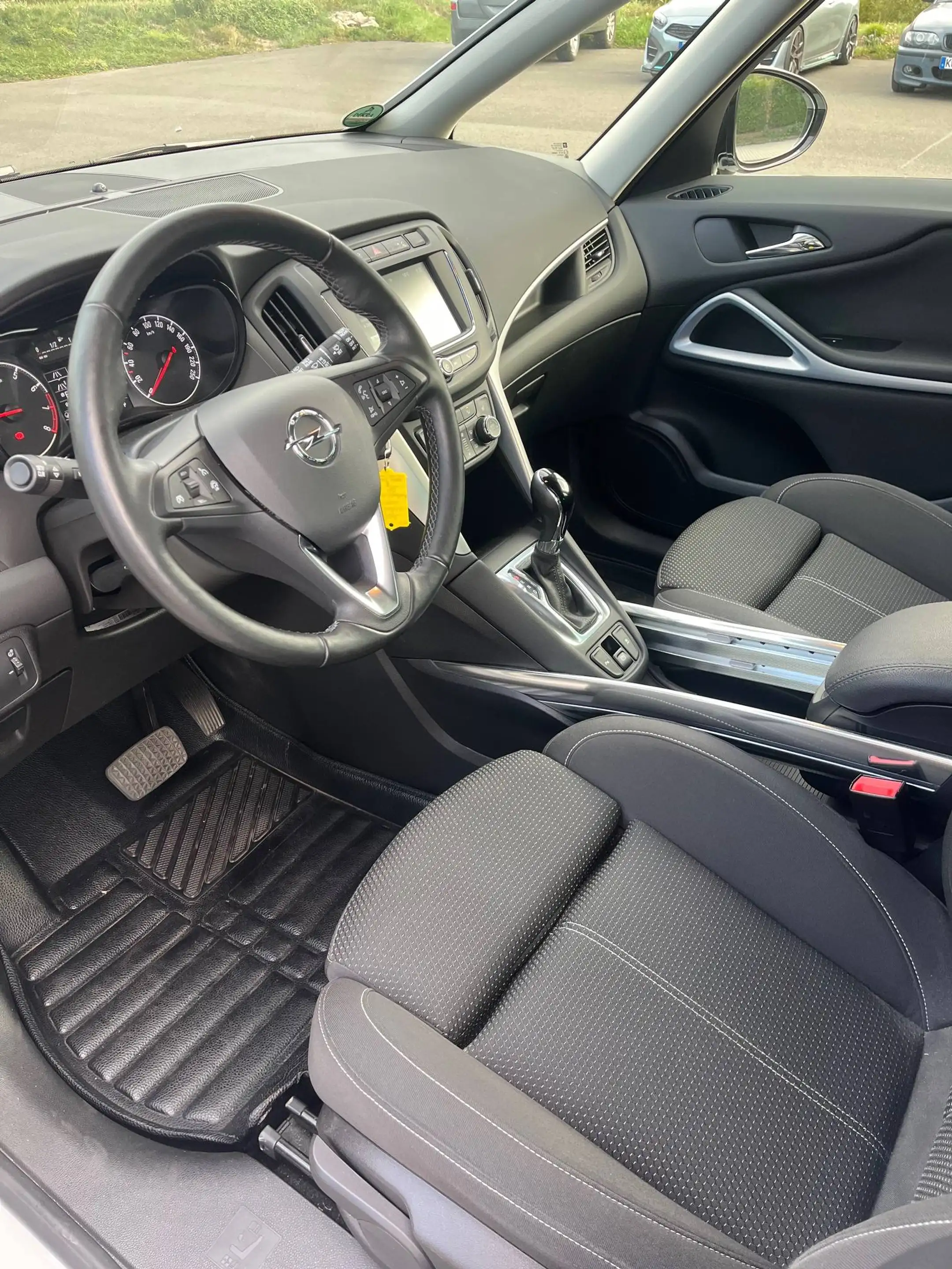 Opel Zafira Innovation AUTOMATIK — photo 5