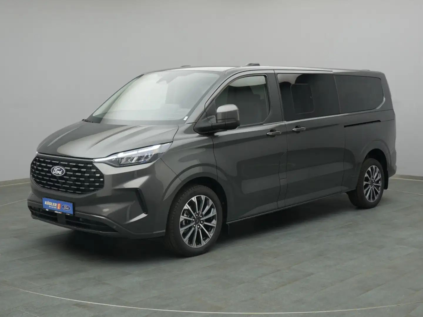Ford Tourneo Custom 320 L2 Titanium 170PS 4x4 Grau - 2