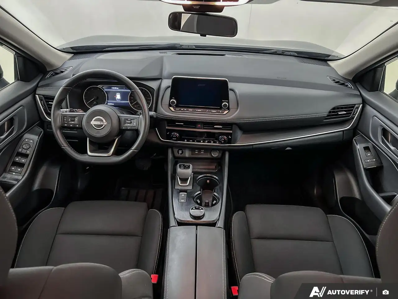 Nissan Rogue fotografie Nissan Rogue