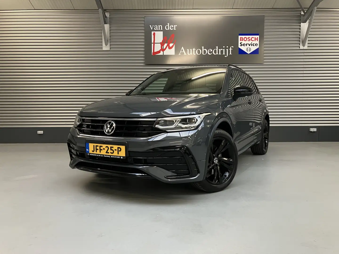 Volkswagen Tiguan 1.4 TSI PHEV R-LINE/BLACK STYLE/360 CAM/TREKHAAK/K Grijs - 1