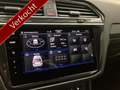 Volkswagen Tiguan 1.4 TSI PHEV R-LINE/BLACK STYLE/360 CAM/TREKHAAK/K Gris - thumbnail 31