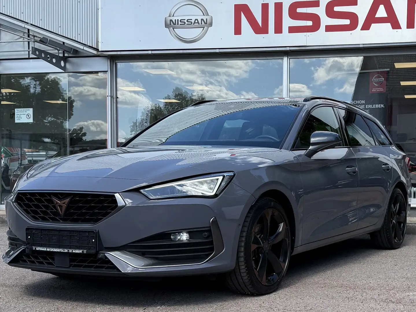 CUPRA Leon Leon Sportstourer 1.5 eTSI DSG Pano Virtual AHK - 1
