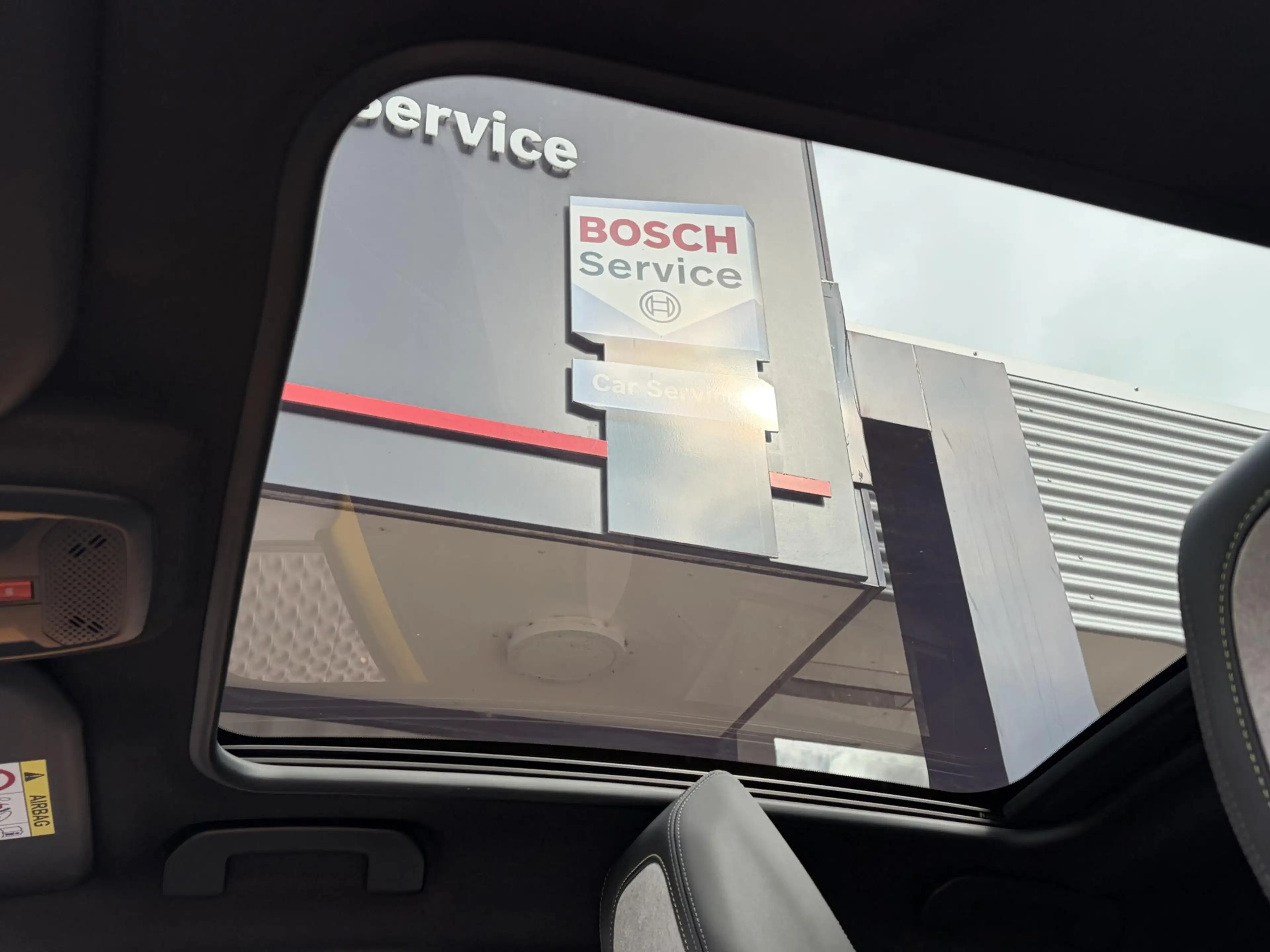 Peugeot e-208 EV GT 350 50 kWh — photo 13