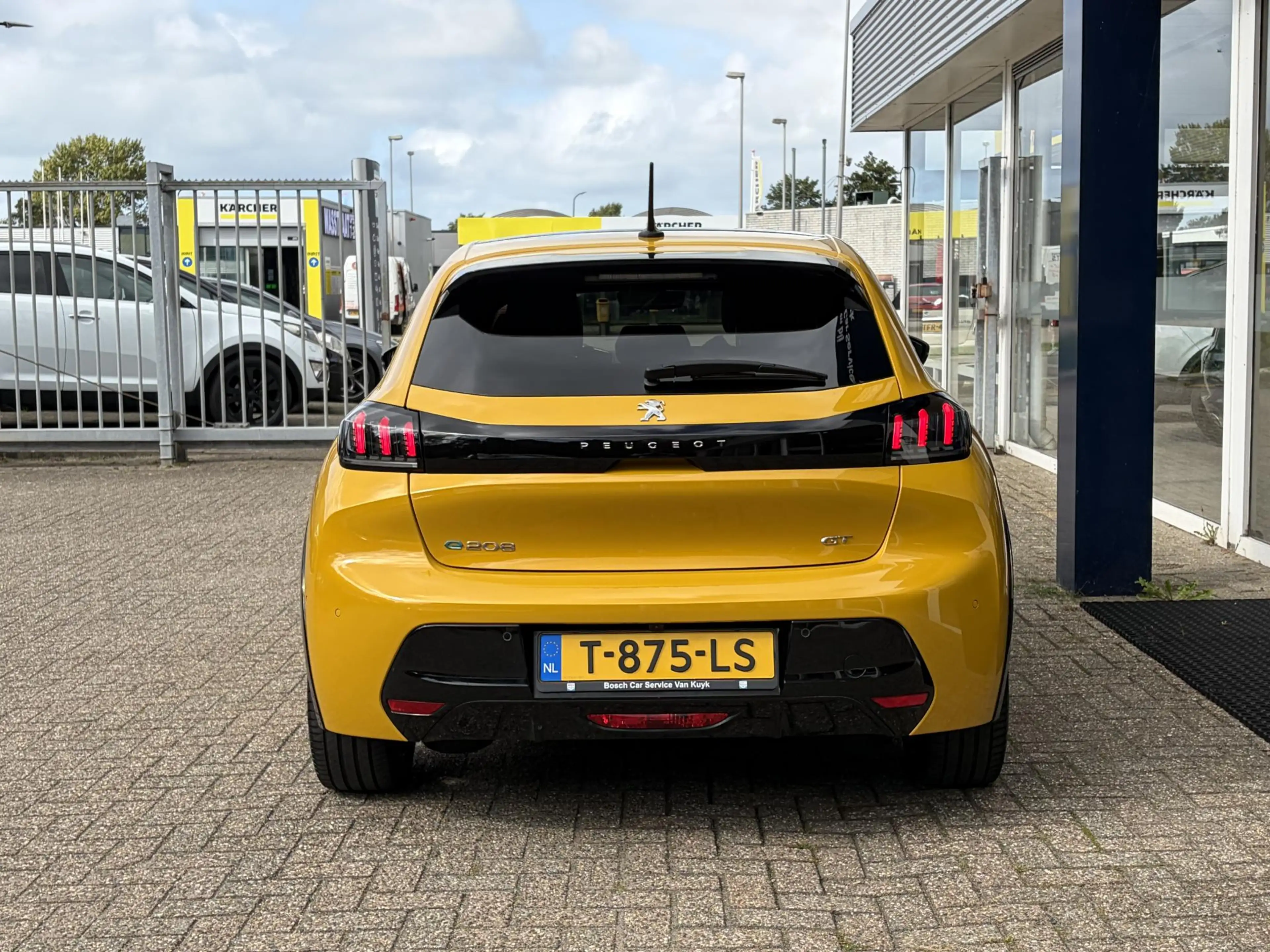 Peugeot e-208 EV GT 350 50 kWh — photo 6