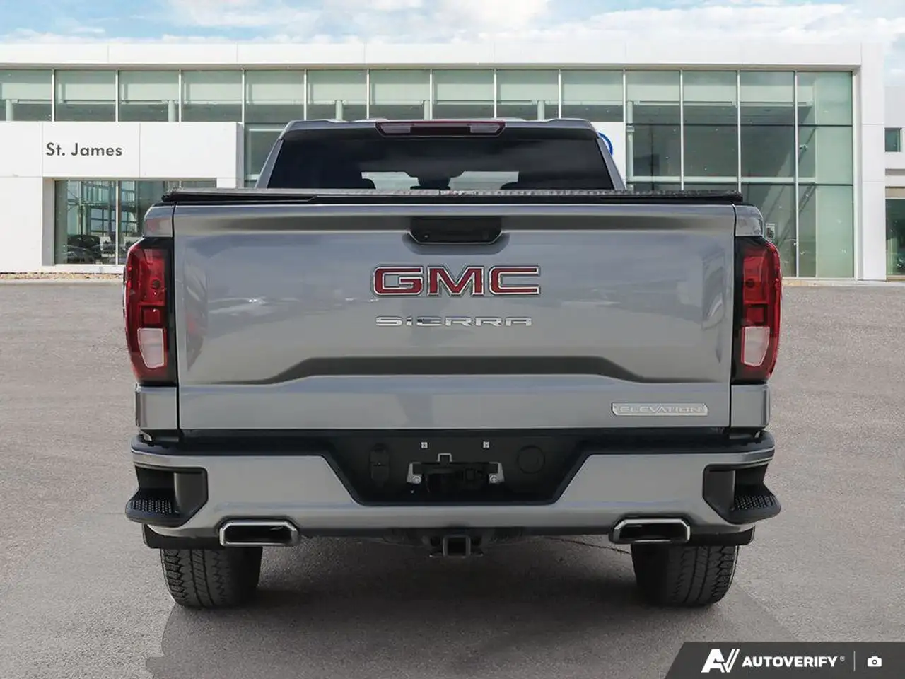 GMC Sierra 1500 снимка GMC Sierra 1500