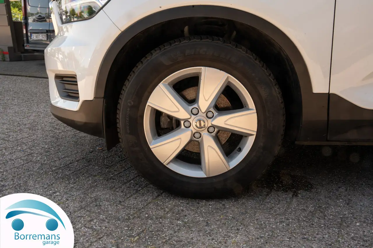 Volvo XC40 — photo 17 sur 30