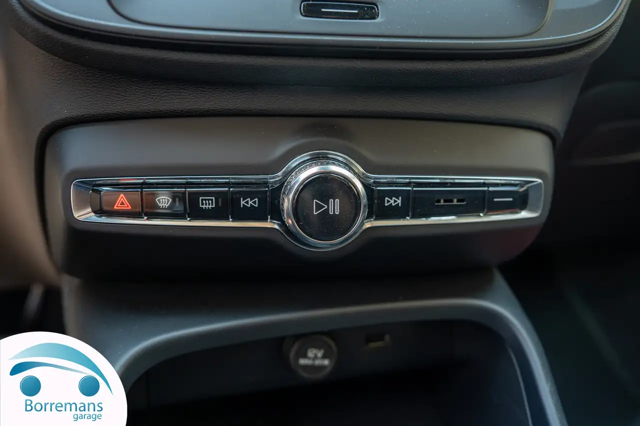 Volvo XC40 — photo 11 sur 30