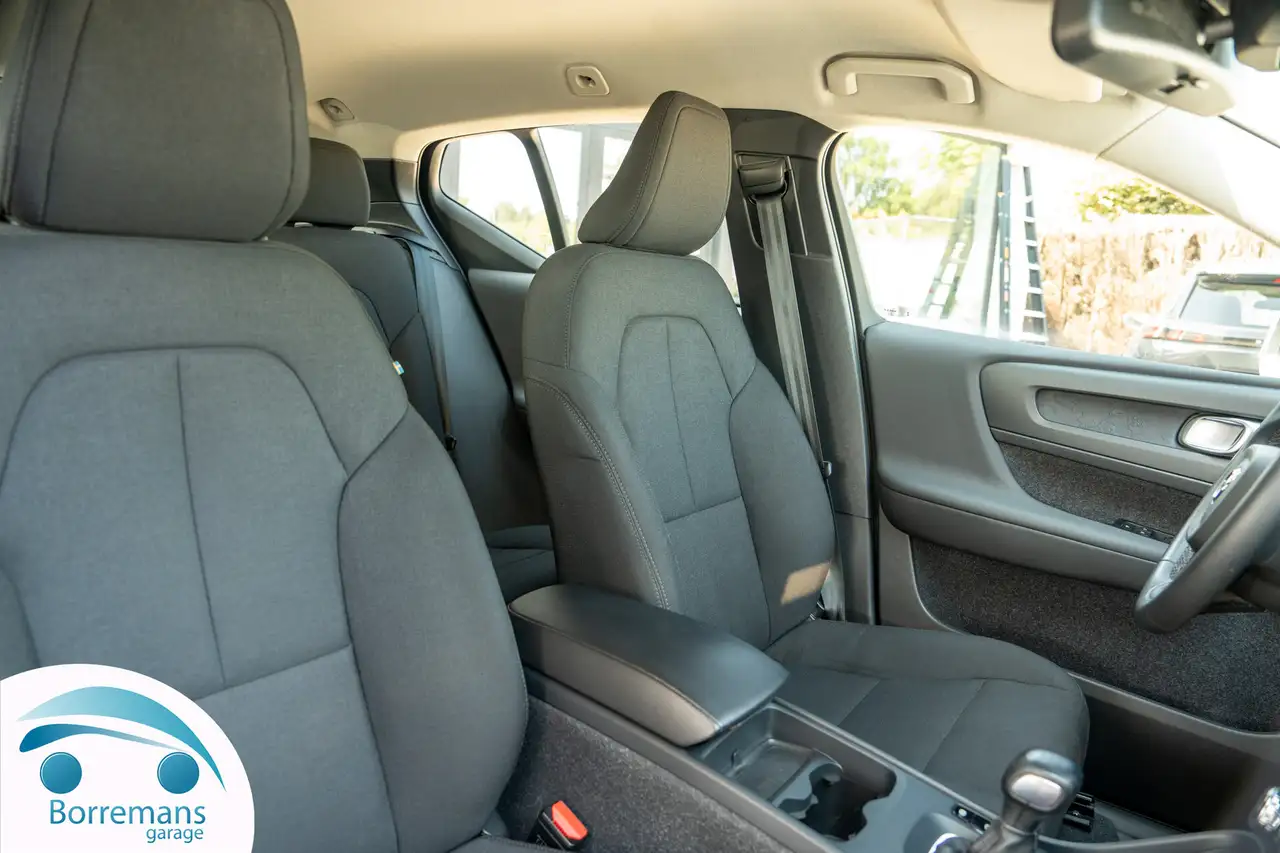 Volvo XC40 — photo 23 sur 30