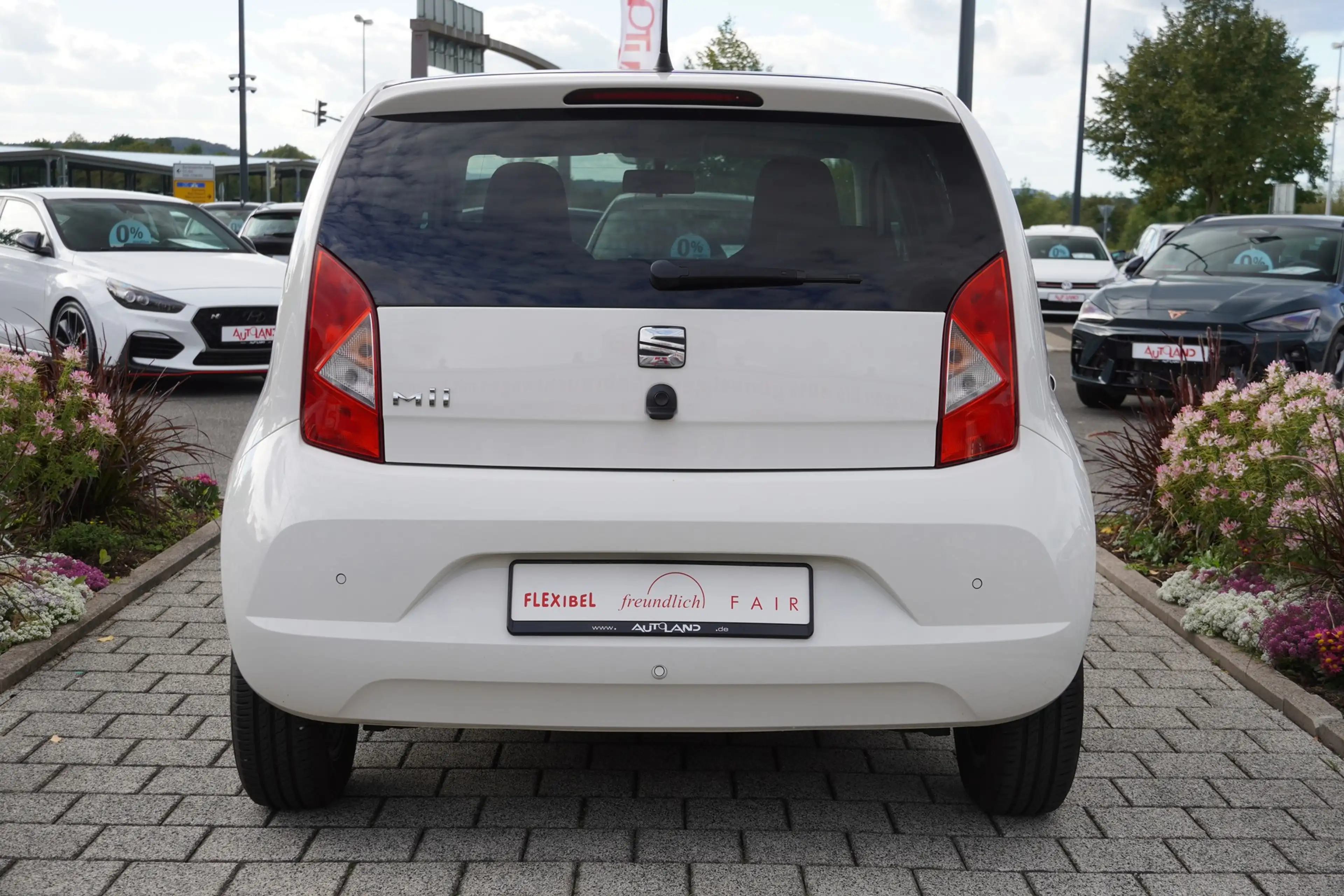 SEAT Mii 1.0 Chic Sitzheizung PDC Klima USB Bluetooth — photo 6