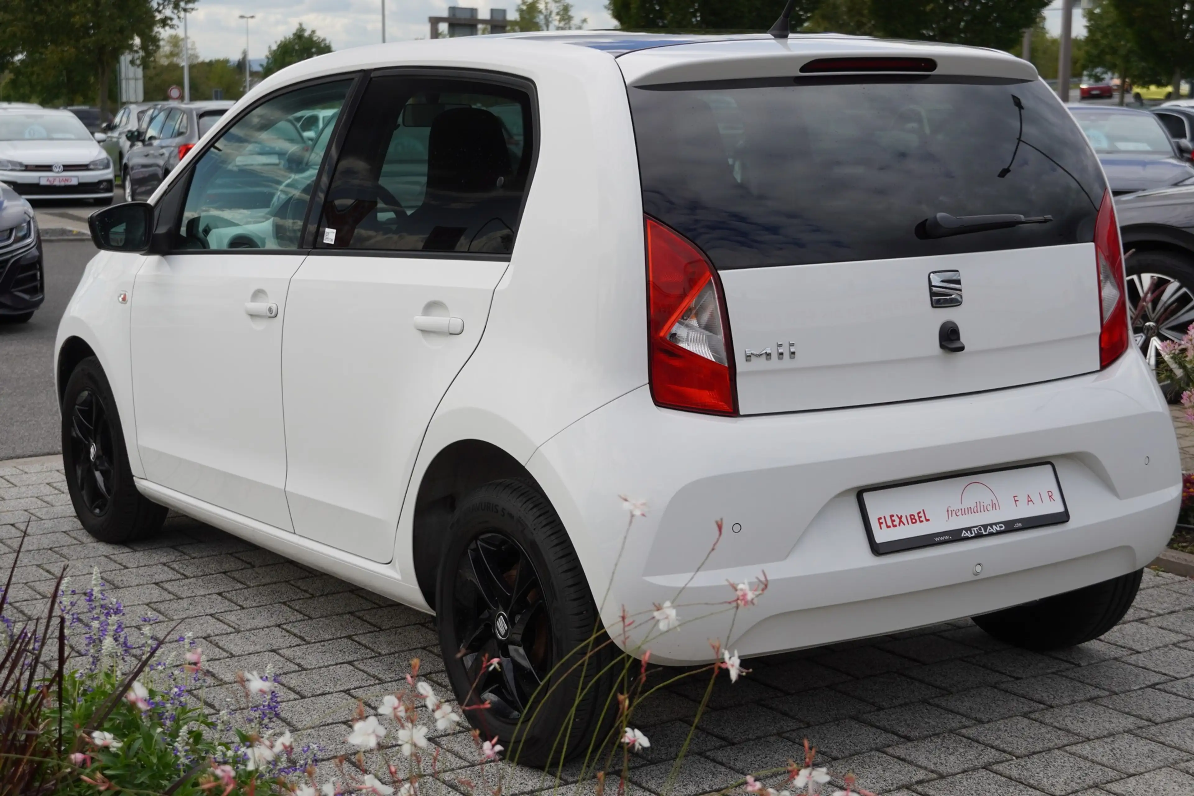 SEAT Mii 1.0 Chic Sitzheizung PDC Klima USB Bluetooth — photo 5