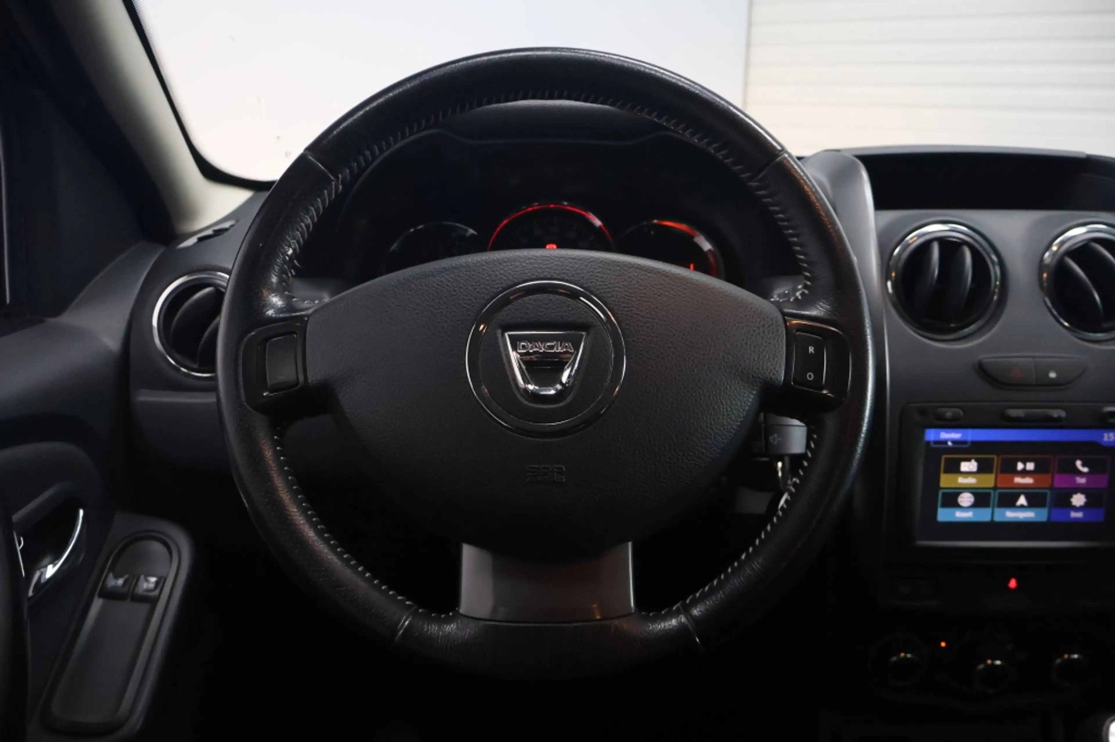 Dacia Duster 1.2 TCe 4x2 10th Anniversary | Trekhaak | Cruise C — photo 13