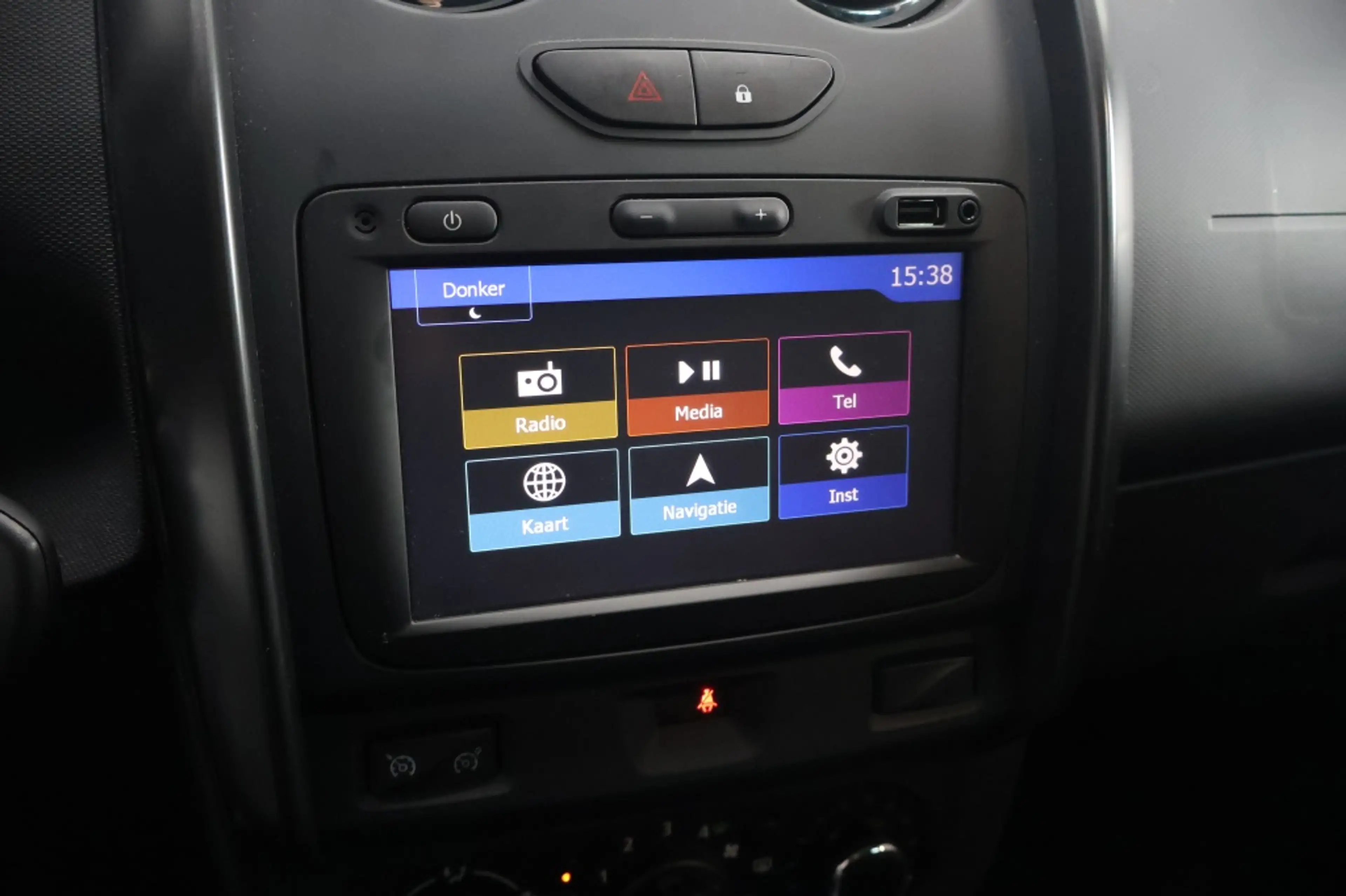 Dacia Duster 1.2 TCe 4x2 10th Anniversary | Trekhaak | Cruise C — photo 15