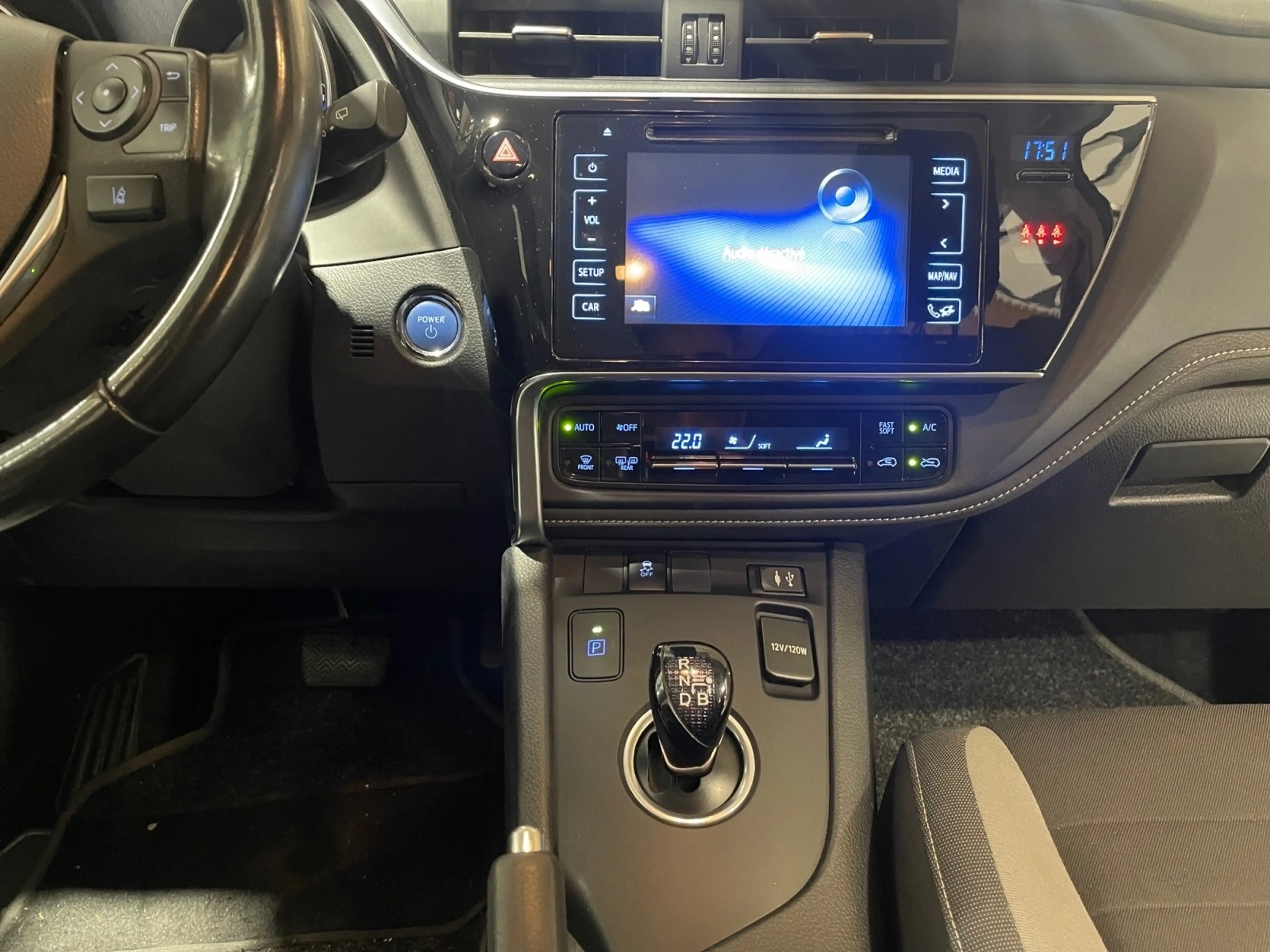 Toyota Auris Auris 1.8 (Hybrid) Cool — photo 11