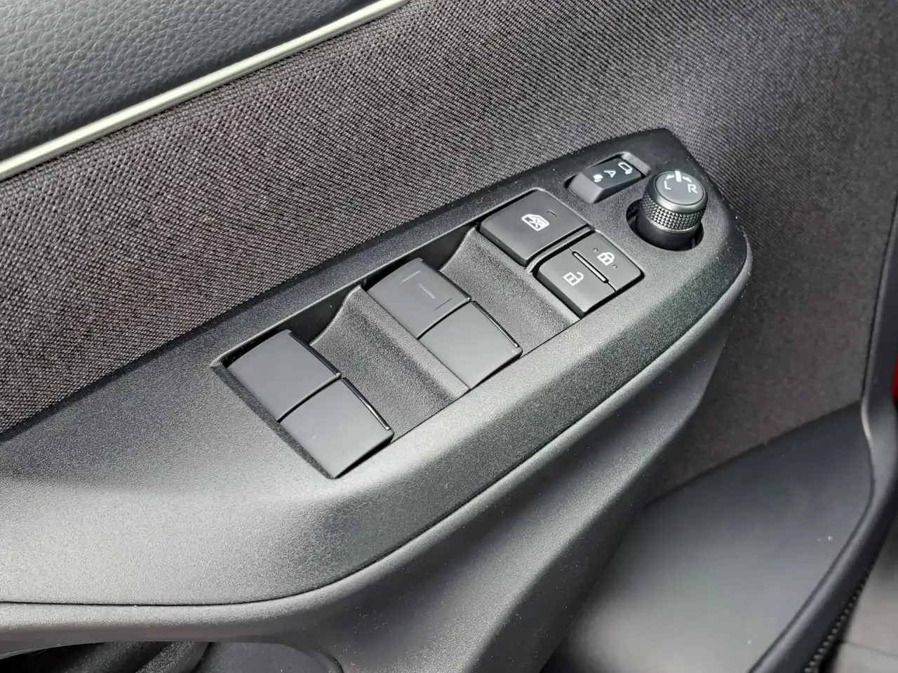 Toyota Yaris 2026 — фото 12