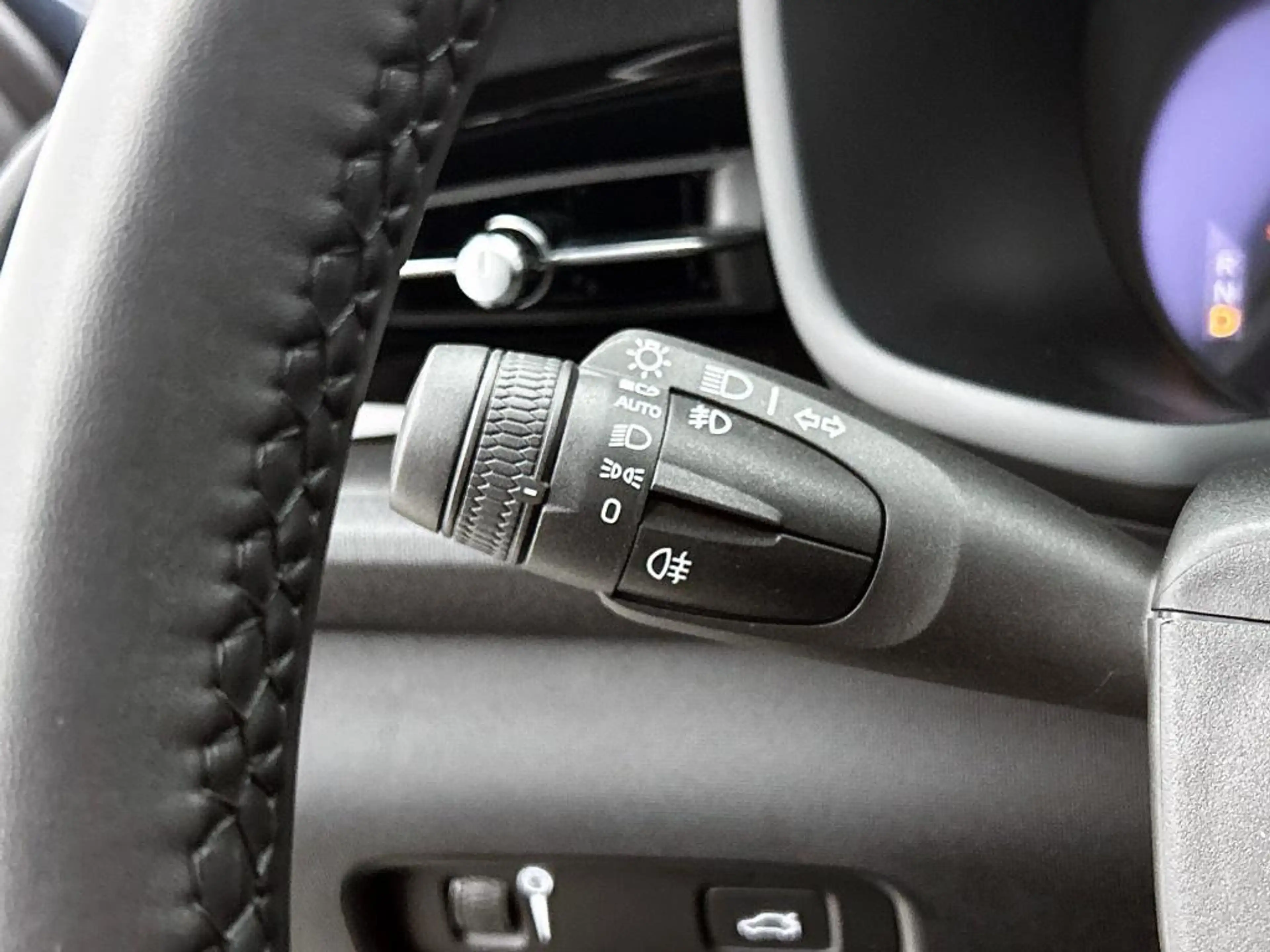 Polestar 2 Standard Range Single Motor 63kWh — photo 12