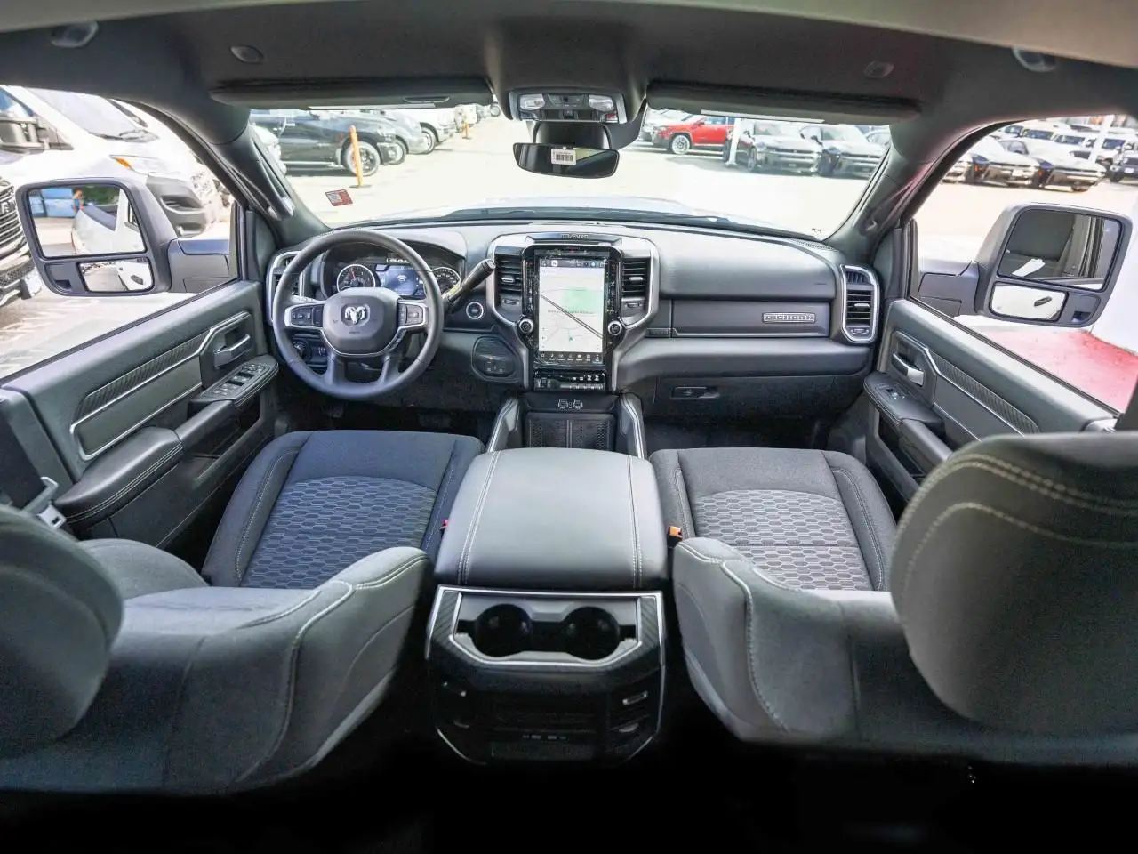 RAM 3500 снимка RAM 3500