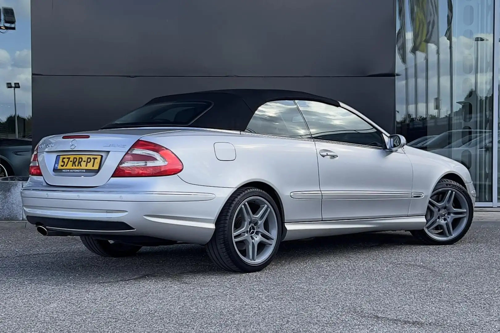 Mercedes-Benz CLK 500 CLK Cabriolet Automaat AMG Line | Bi-Xenon | Coman Argintiu - 2