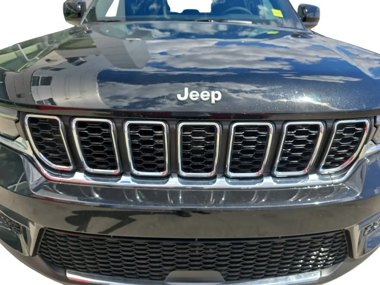 Jeep Grand Cherokee снимка Jeep Grand Cherokee