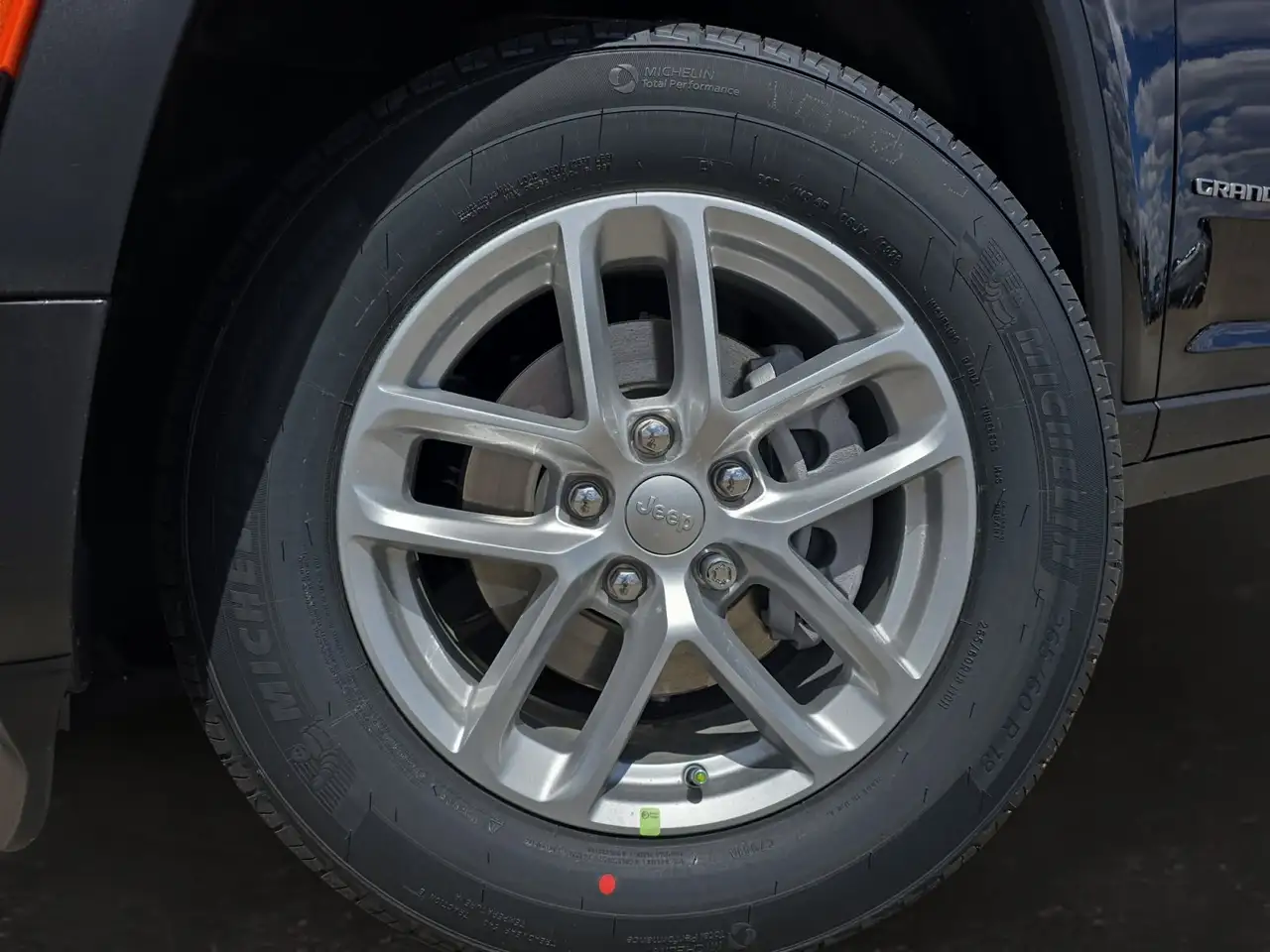Jeep Grand Cherokee снимка Jeep Grand Cherokee