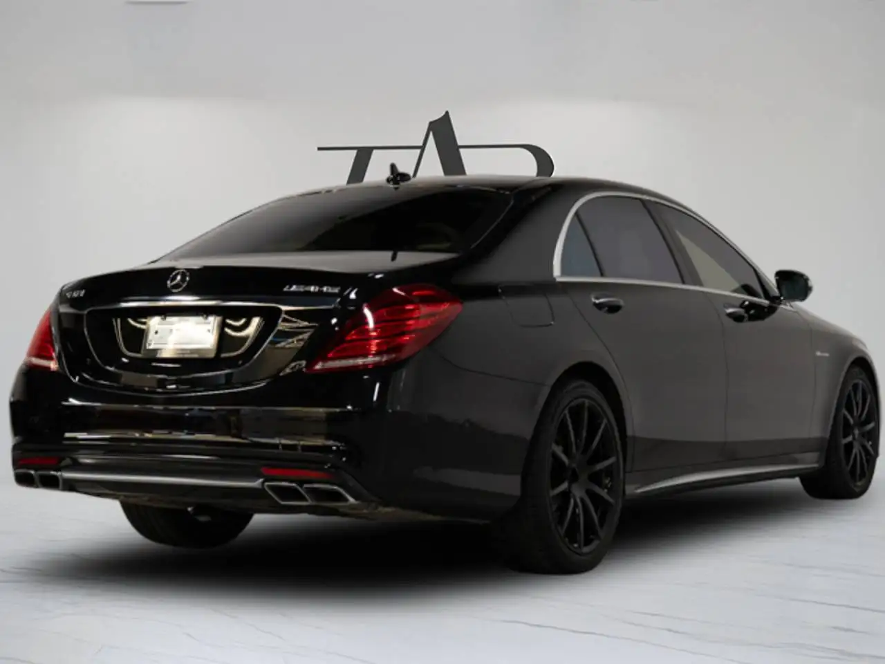 Mercedes-Benz S-Class photo Mercedes-Benz S-Class
