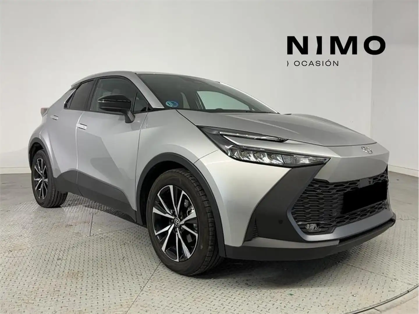 Toyota C-HR 2.0 220PH Advance - 1