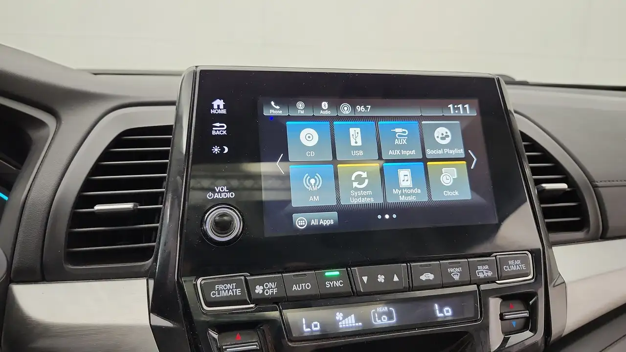 Honda Odyssey снимка Honda Odyssey