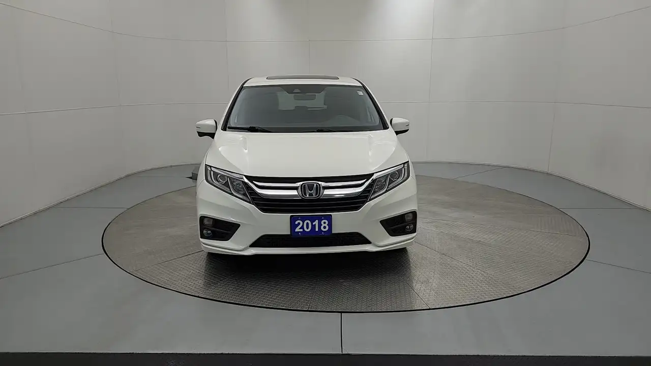 Honda Odyssey снимка Honda Odyssey