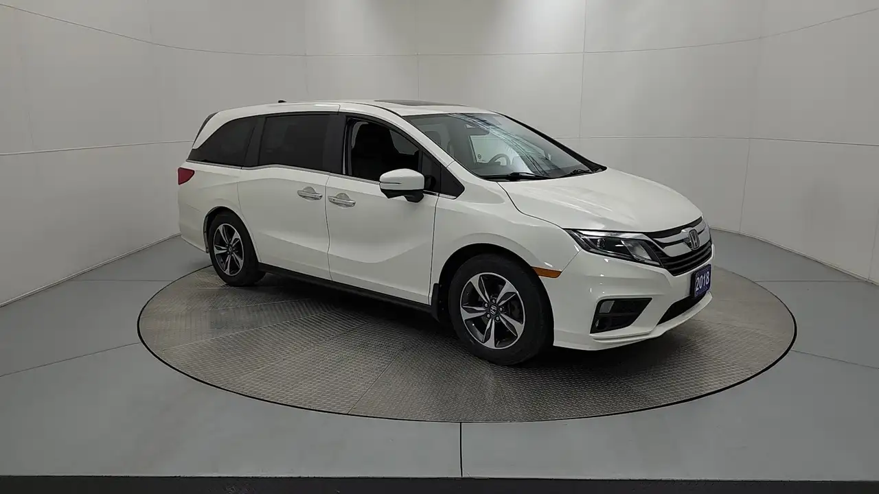 Honda Odyssey снимка Honda Odyssey